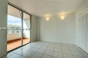 5555 Collins Ave , Unit 15W, Miami Beach, FL 33140 Photo