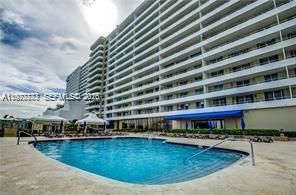 5555 Collins Ave , Unit 15W, Miami Beach, FL 33140 Photo