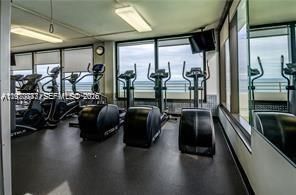 5555 Collins Ave , Unit 15W, Miami Beach, FL 33140 Photo