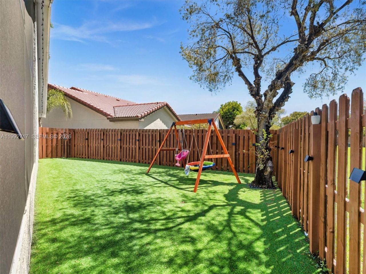 2083 Augusta, Weston, FL 33326 Photo