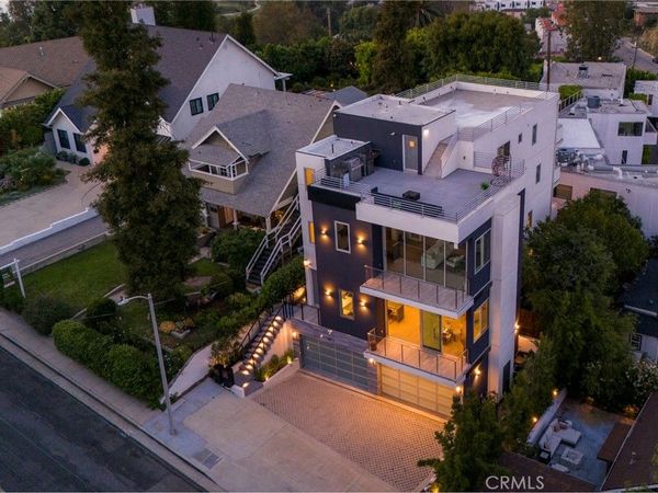 2309 Cove Avenue, Los Angeles, CA 90039