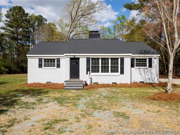 2634 W Tobemory Road , Parkton, NC 28371
