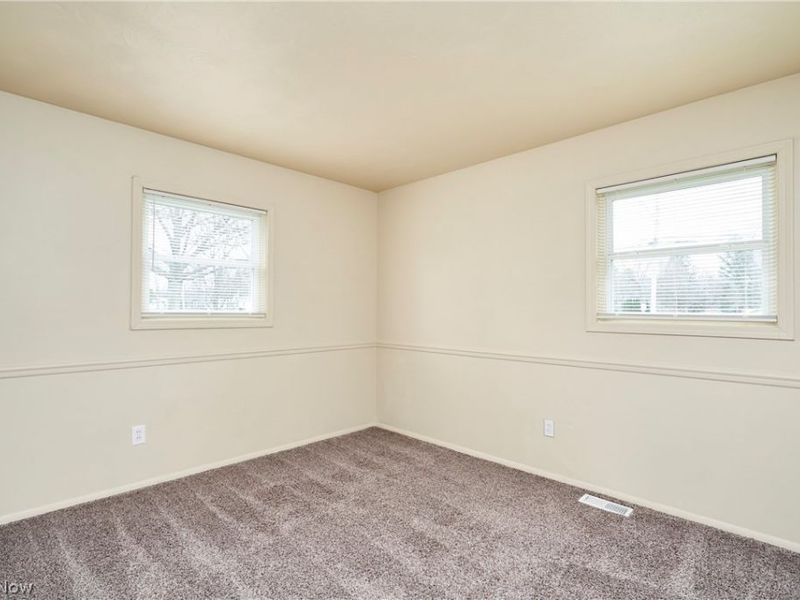 332 N River Road, Munroe Falls, OH 44262 Photo 9