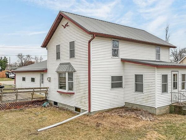 206 S Park Road, Blair, WI 54616
