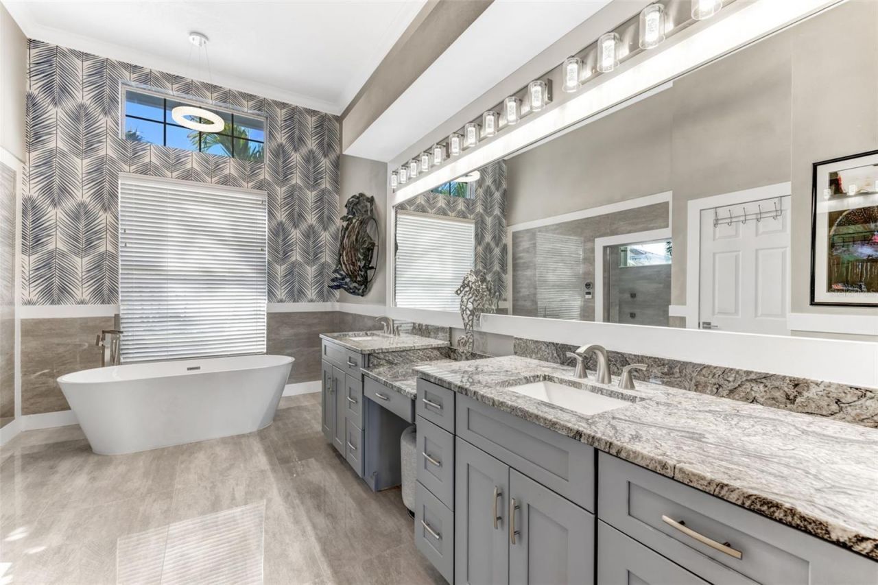 1307 Alhambra Drive, Apollo Beach, FL 33572 Photo