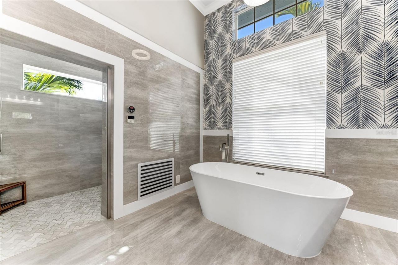 1307 Alhambra Drive, Apollo Beach, FL 33572 Photo