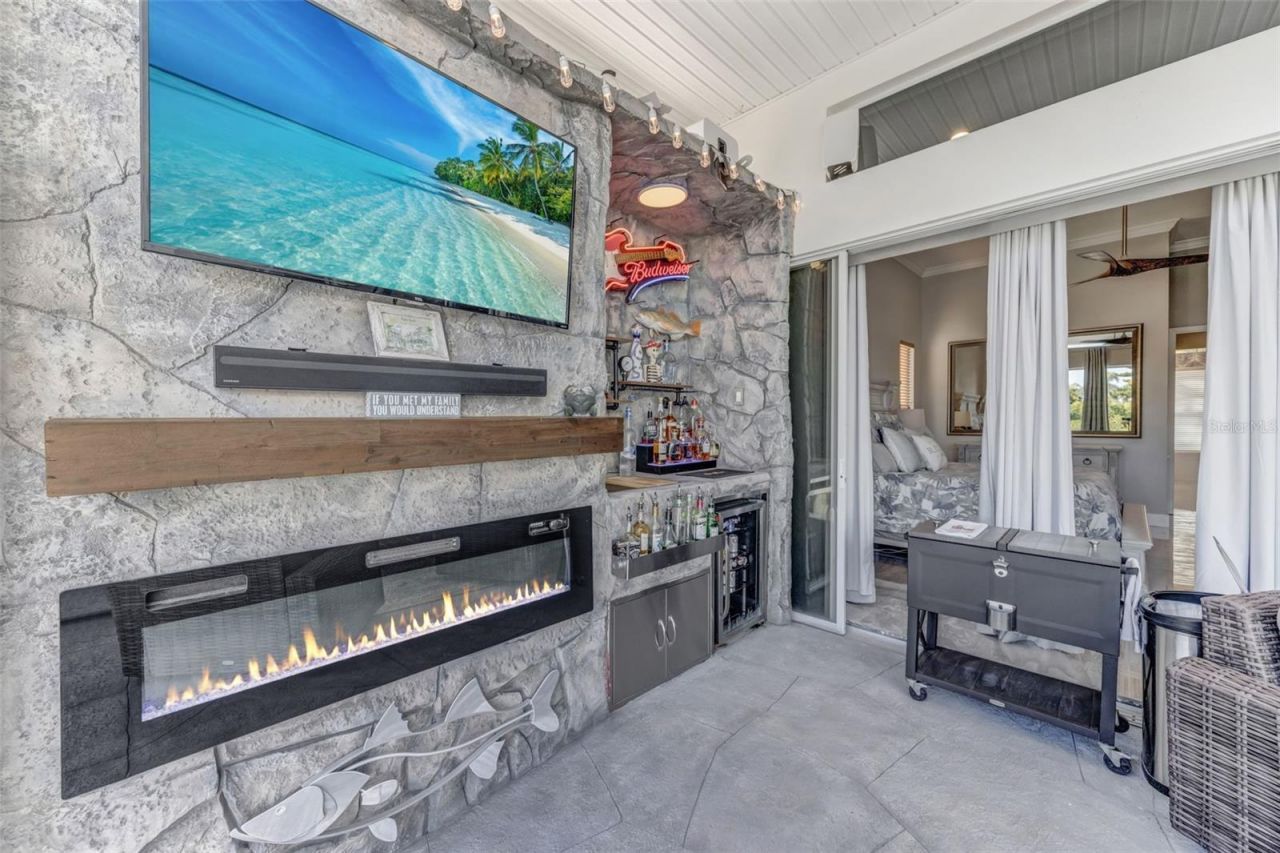 1307 Alhambra Drive, Apollo Beach, FL 33572 Photo