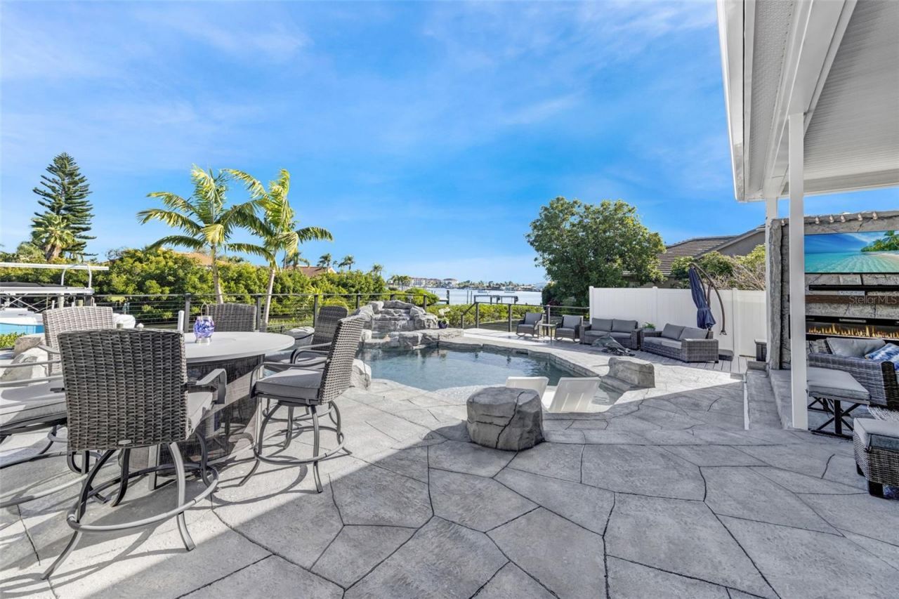 1307 Alhambra Drive, Apollo Beach, FL 33572 Photo