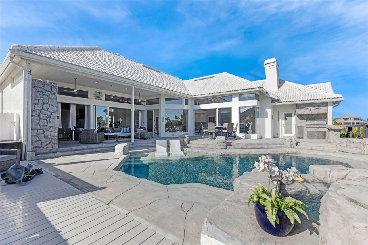 1307 Alhambra Drive, Apollo Beach, FL 33572 Photo