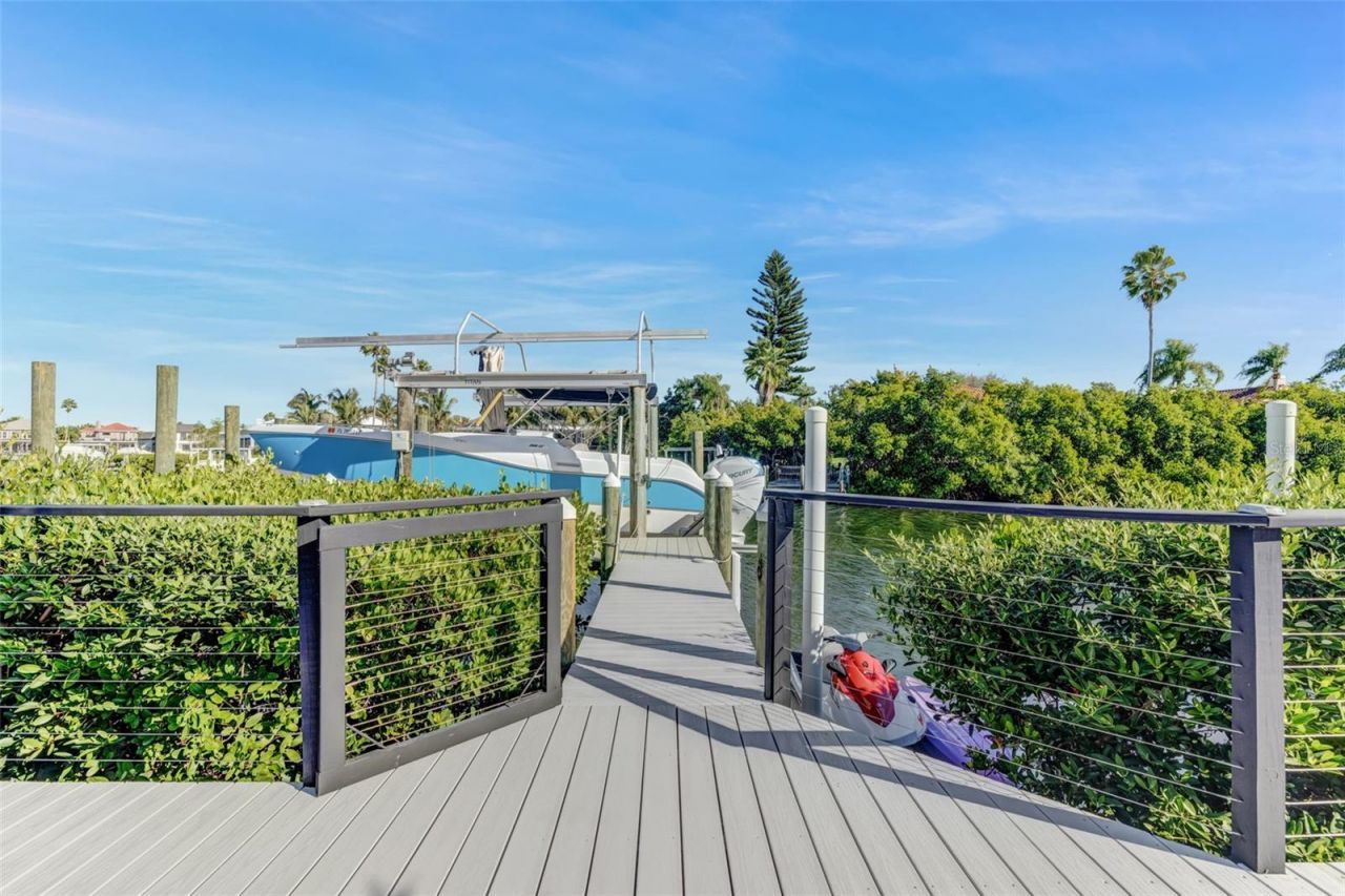 1307 Alhambra Drive, Apollo Beach, FL 33572 Photo