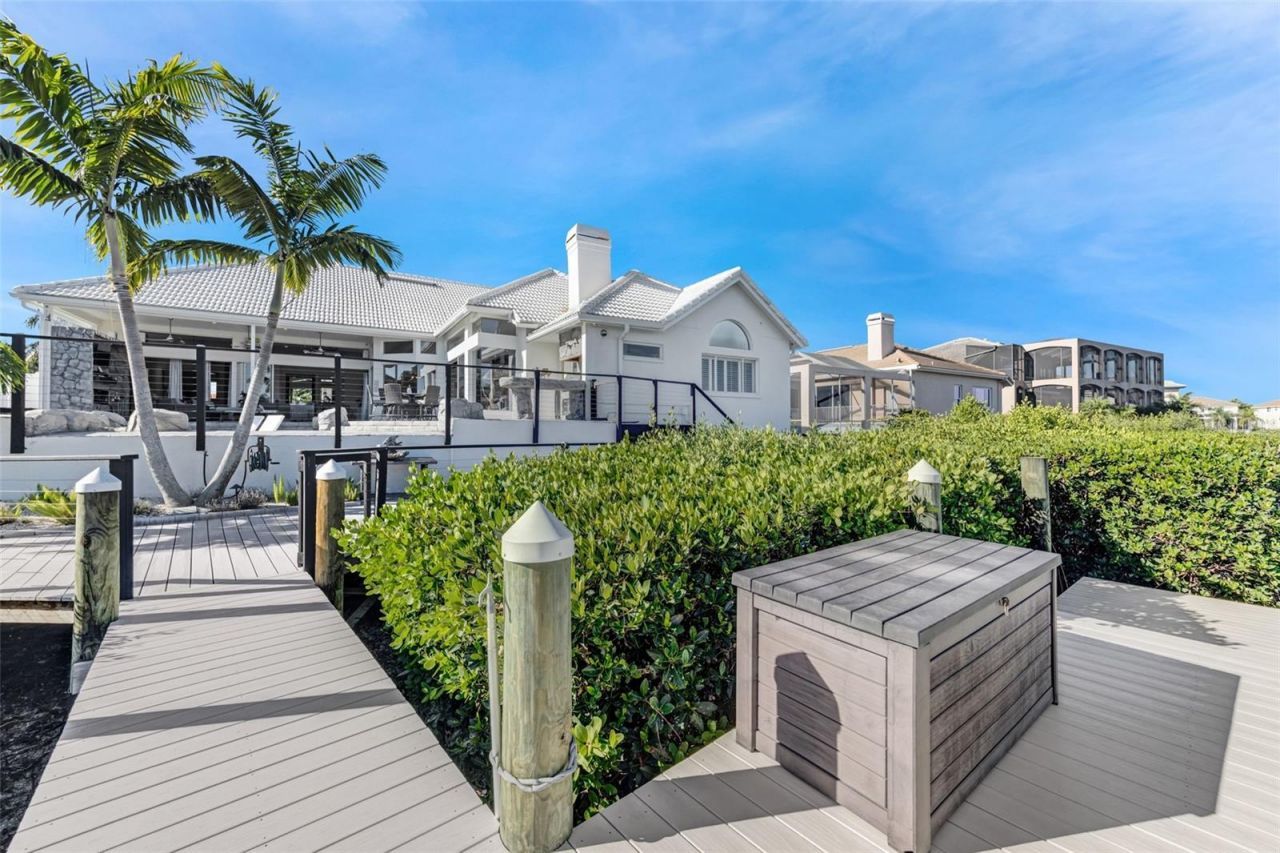 1307 Alhambra Drive, Apollo Beach, FL 33572 Photo