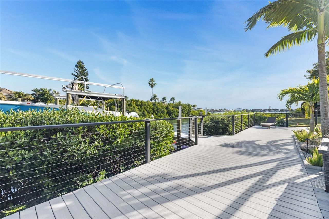 1307 Alhambra Drive, Apollo Beach, FL 33572 Photo