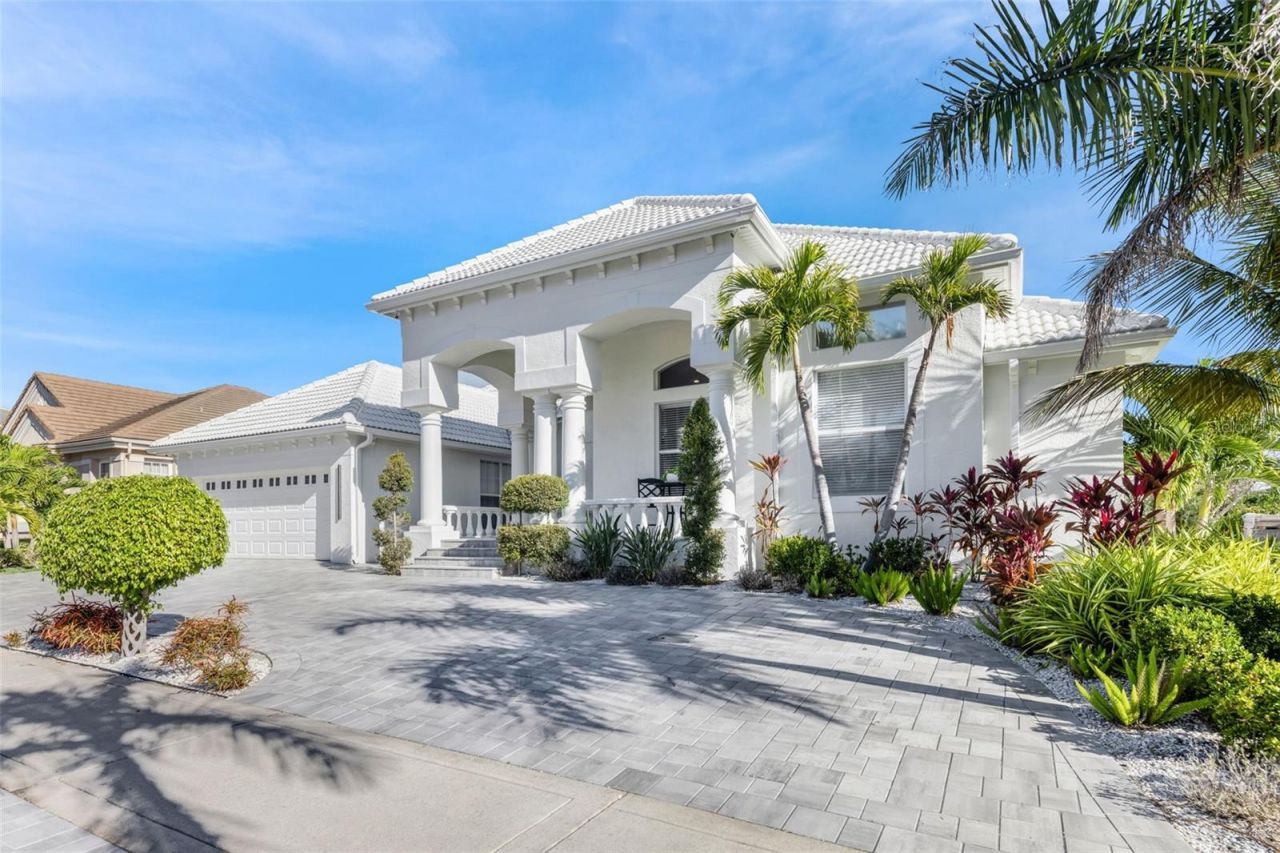 1307 Alhambra Drive, Apollo Beach, FL 33572 Photo