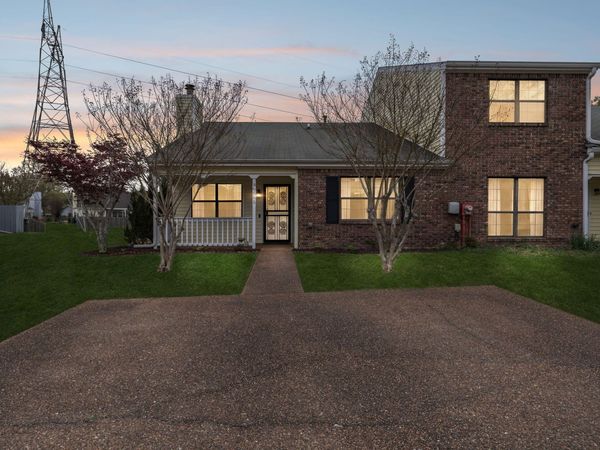 6565 Hickory Meadow Drive, Chattanooga, TN 37421