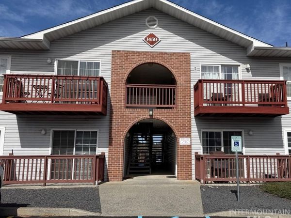1459 Northwood, Unit 102, Moscow, ID 83843