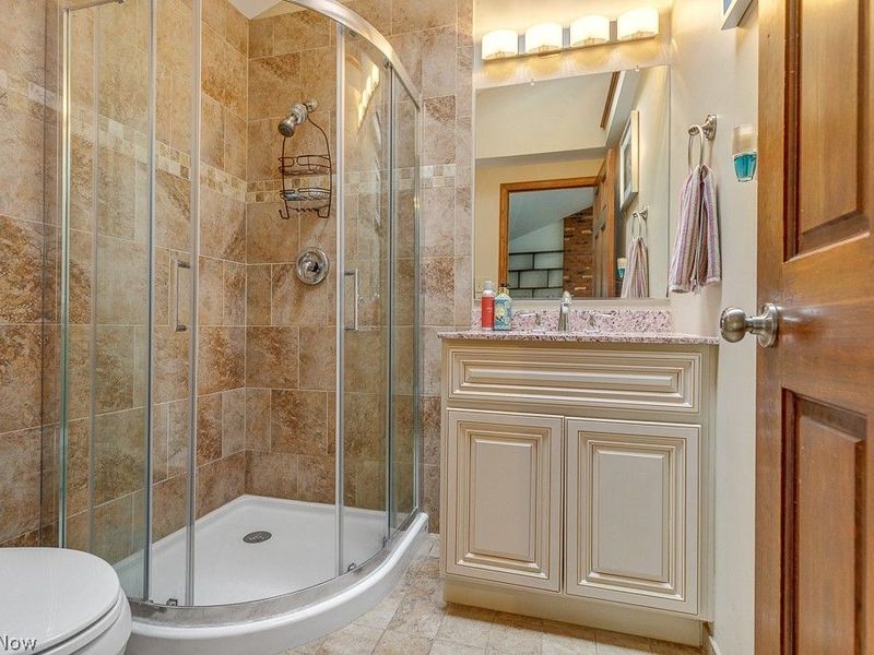 4855 Edsal Drive, Lyndhurst, OH 44124 Photo 13