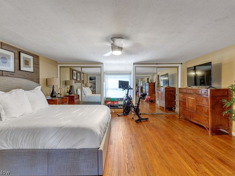 4855 Edsal Drive, Lyndhurst, OH 44124 Photo 15