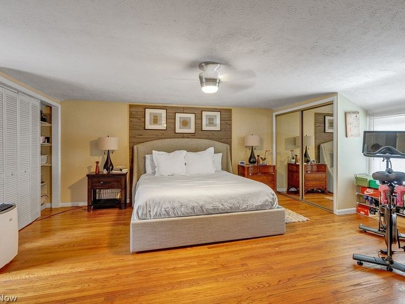 4855 Edsal Drive, Lyndhurst, OH 44124 Photo 16