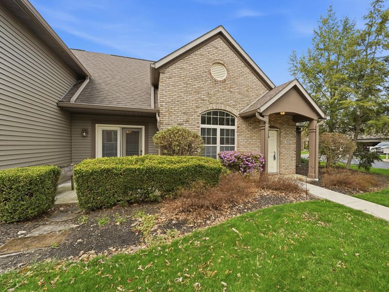 7683 Redman Lane, Reynoldsburg, OH 43068 Photo 2