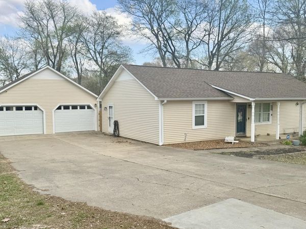 235 Tate Road , Dyersburg, TN 38024