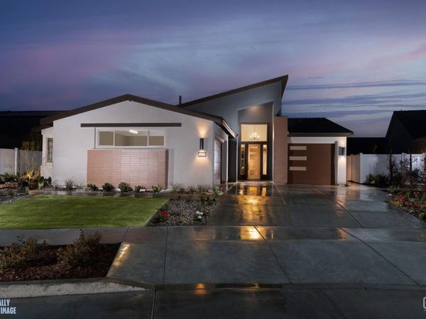 14706 Upper Parkshire Street, Bakersfield, CA 93311