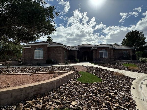 631 Lomprey Avenue , Henderson, NV 89002