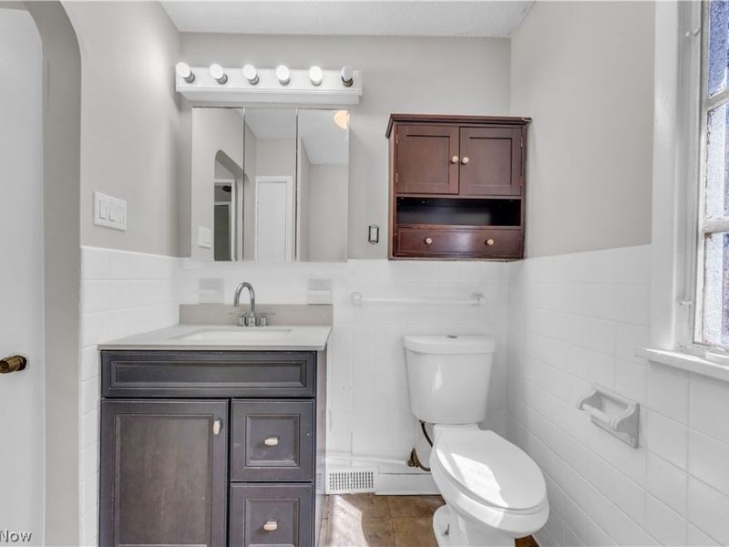 2150 Glenridge Road, Euclid, OH 44117 Photo 10