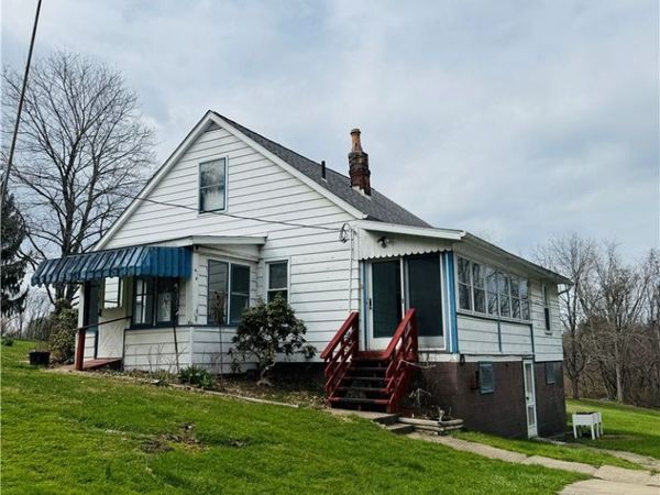 668 Springview Road , East Liverpool, OH 43920