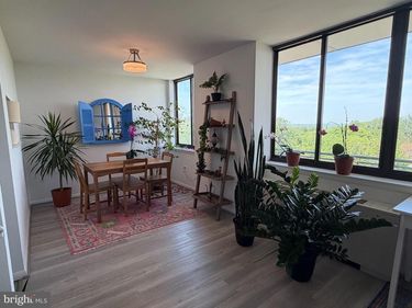 4390 LORCOM LANE, Unit 805, ARLINGTON, VA 22207