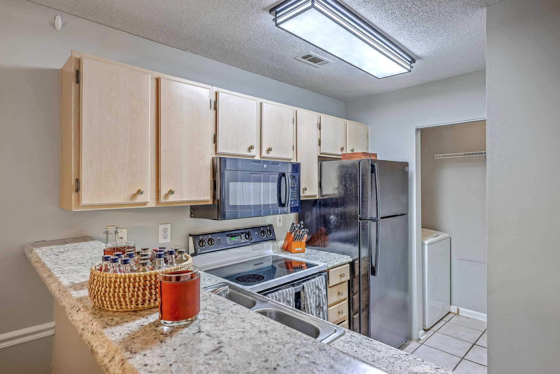 188 Midland Parkway Photo 12