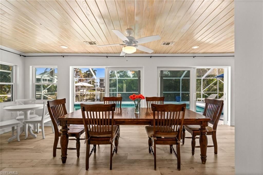 8324 Lagoon Rd, Fort Myers Beach, FL 33931 Photo