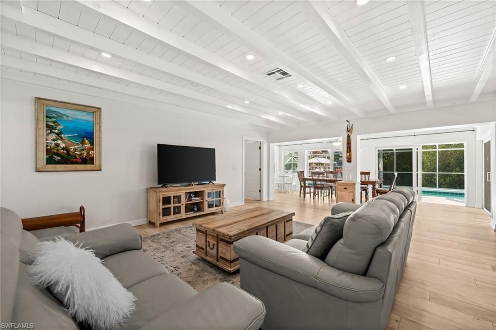 8324 Lagoon Rd, Fort Myers Beach, FL 33931 Photo