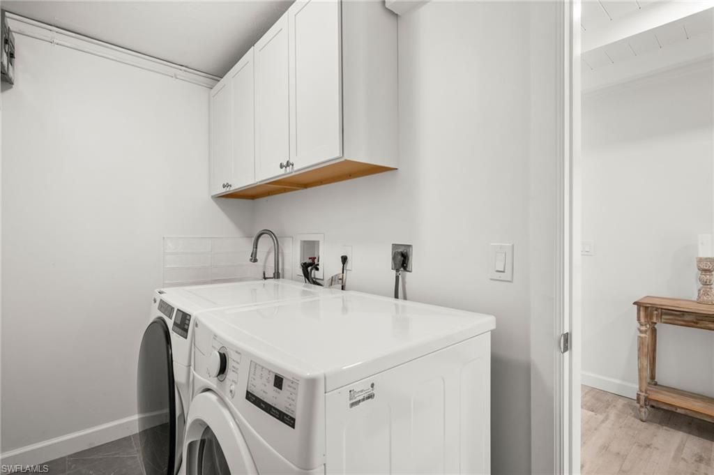 8324 Lagoon Rd, Fort Myers Beach, FL 33931 Photo