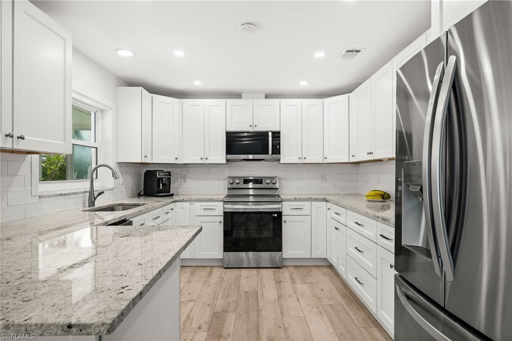 8324 Lagoon Rd, Fort Myers Beach, FL 33931 Photo