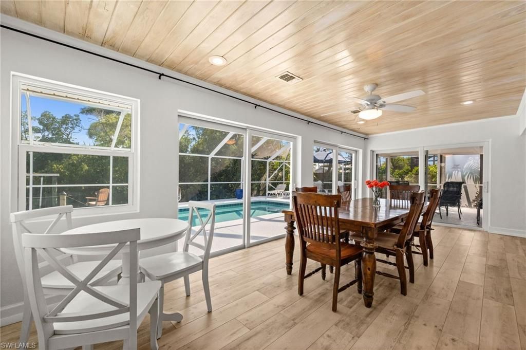 8324 Lagoon Rd, Fort Myers Beach, FL 33931 Photo