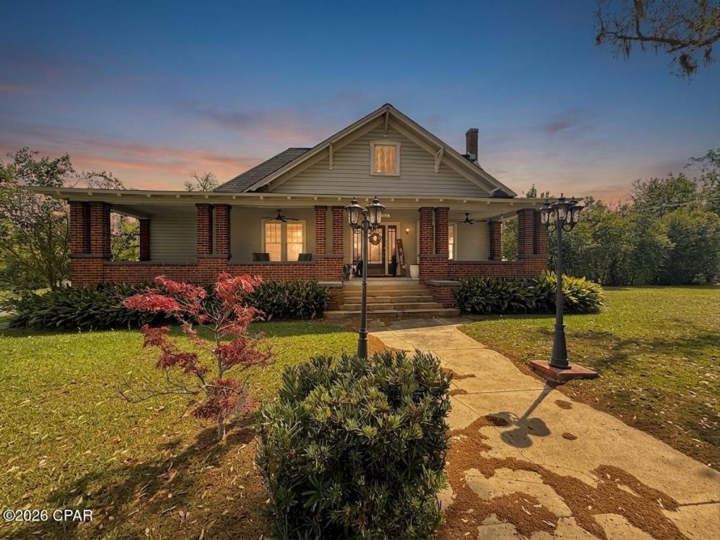 4473 Putnam Street, Marianna, FL 32446 Main Photo