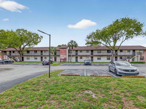 6001 Shakerwood Circle, Unit 201, Tamarac, FL 33319