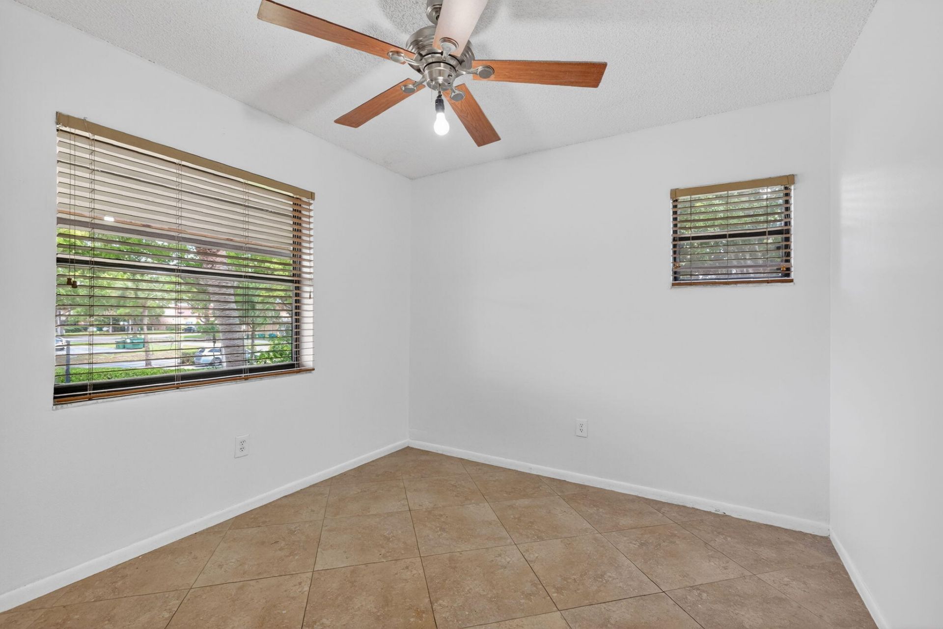 6001 Shakerwood Circle, Unit 201, Tamarac, FL 33319 Photo