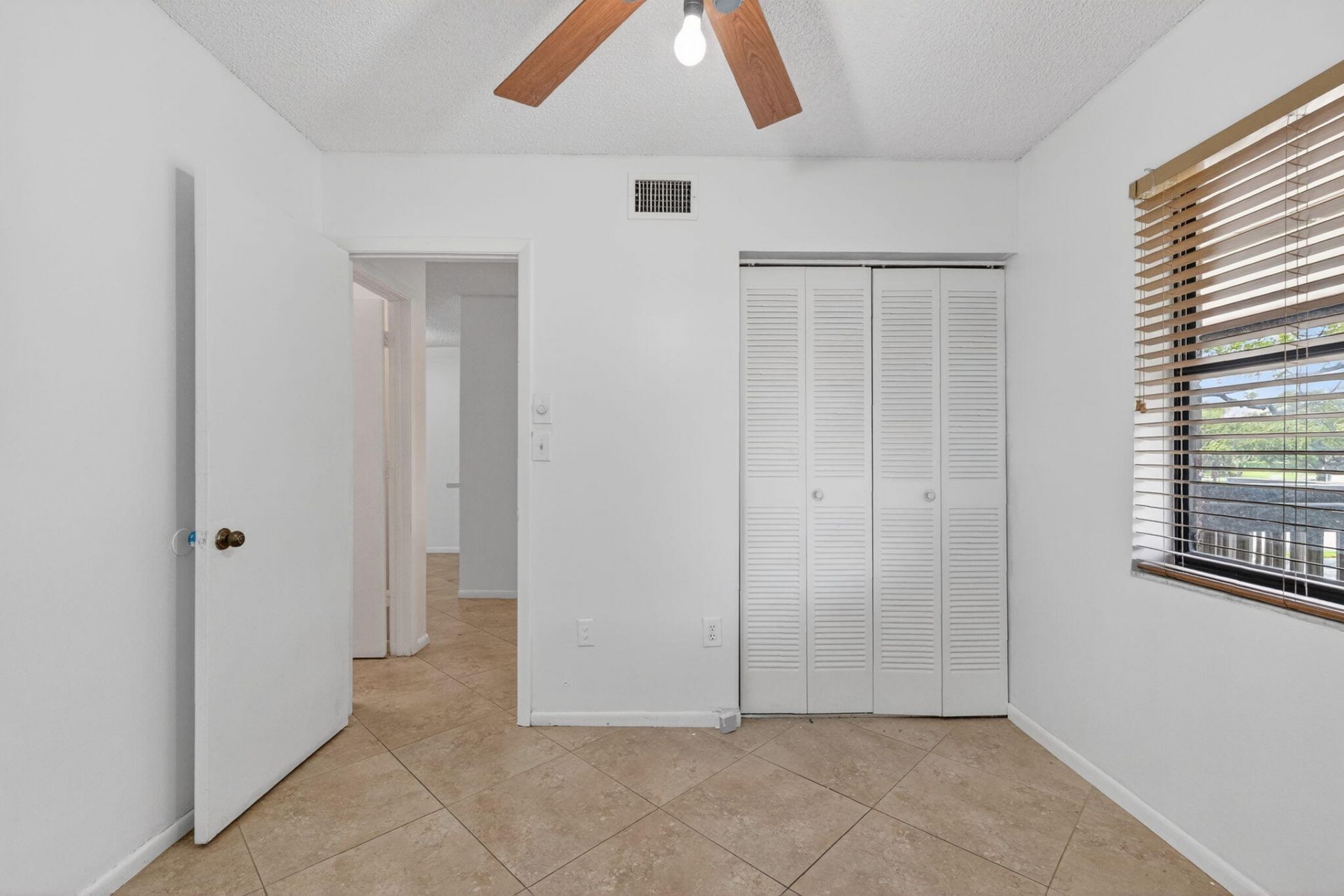 6001 Shakerwood Circle, Unit 201, Tamarac, FL 33319 Photo