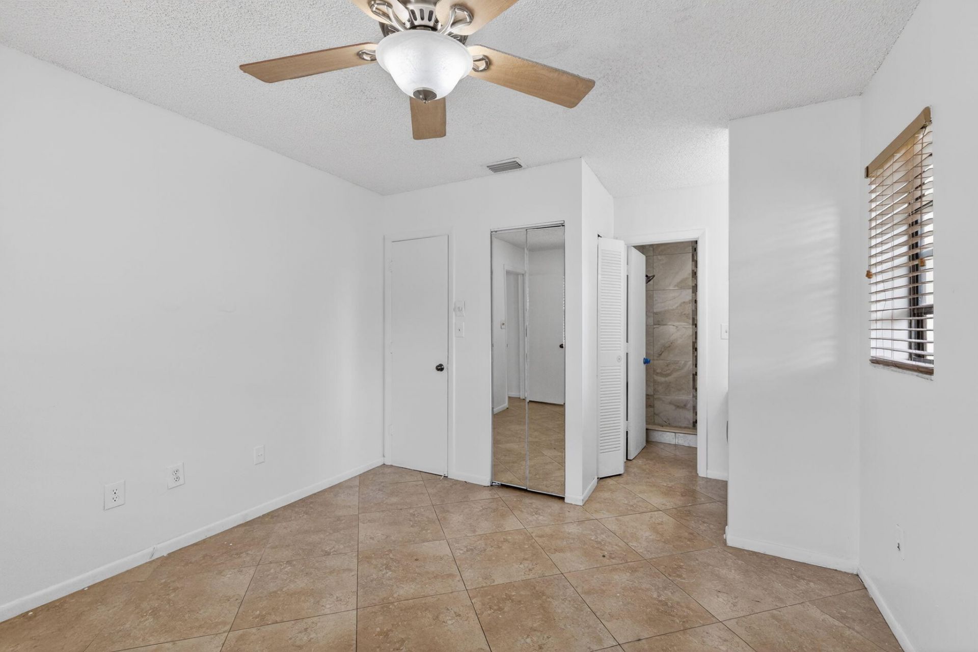 6001 Shakerwood Circle, Unit 201, Tamarac, FL 33319 Photo