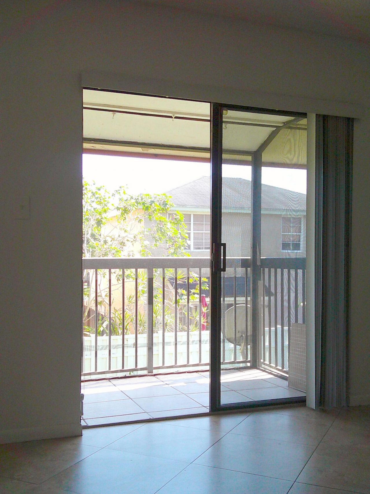 6001 Shakerwood Circle, Unit 201, Tamarac, FL 33319 Photo