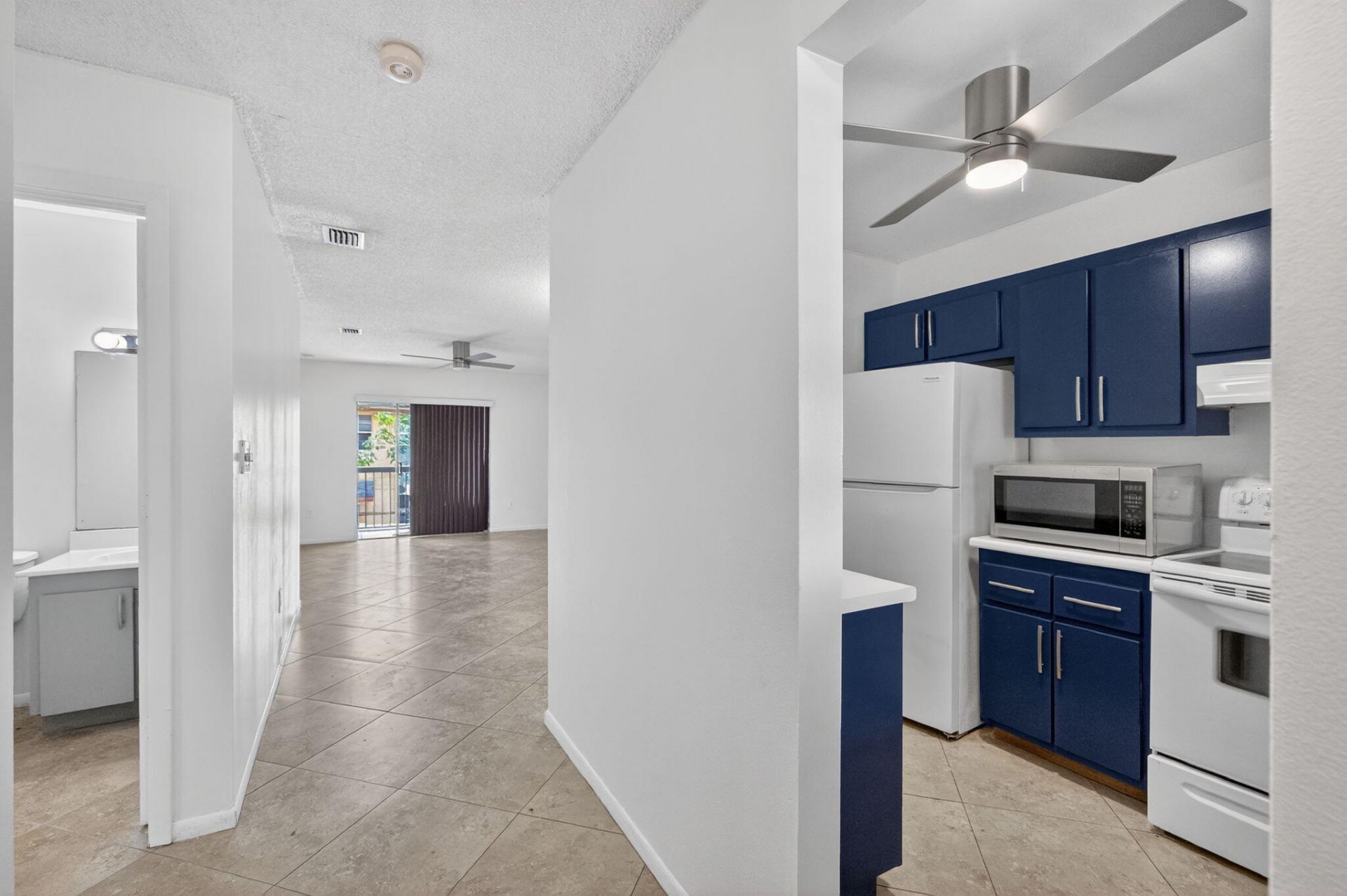 6001 Shakerwood Circle, Unit 201, Tamarac, FL 33319 Photo