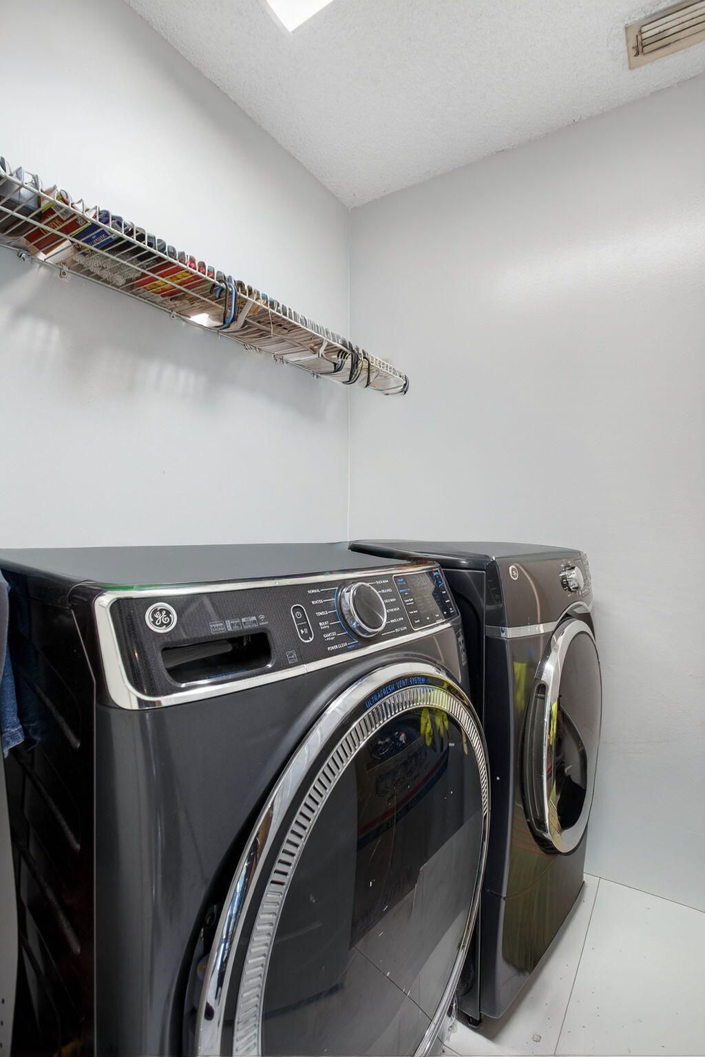 5670 NW 38th Terrace, Coconut Creek, FL 33073 Photo