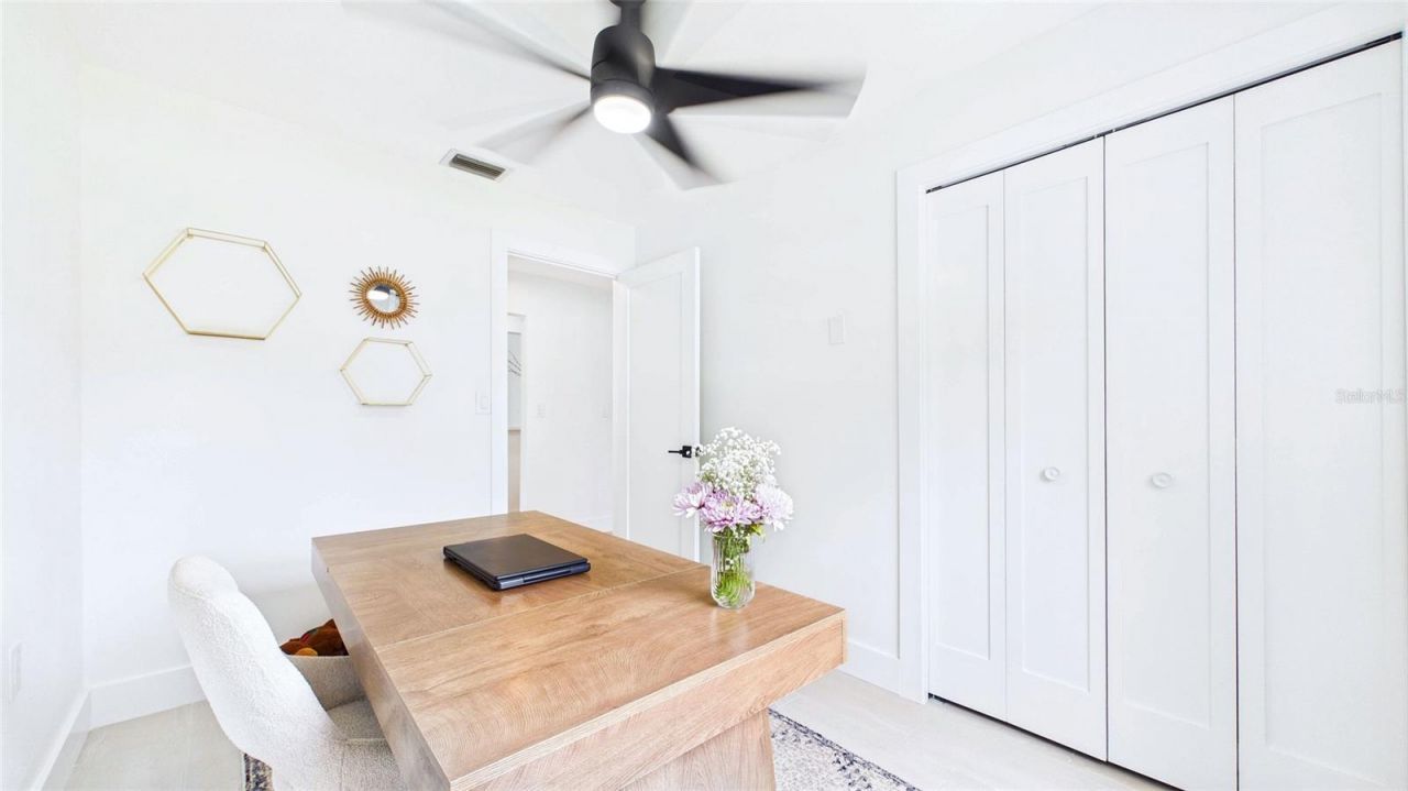 1920 New Hampshire Avenue Ne, Saint Petersburg, FL 33703 Photo