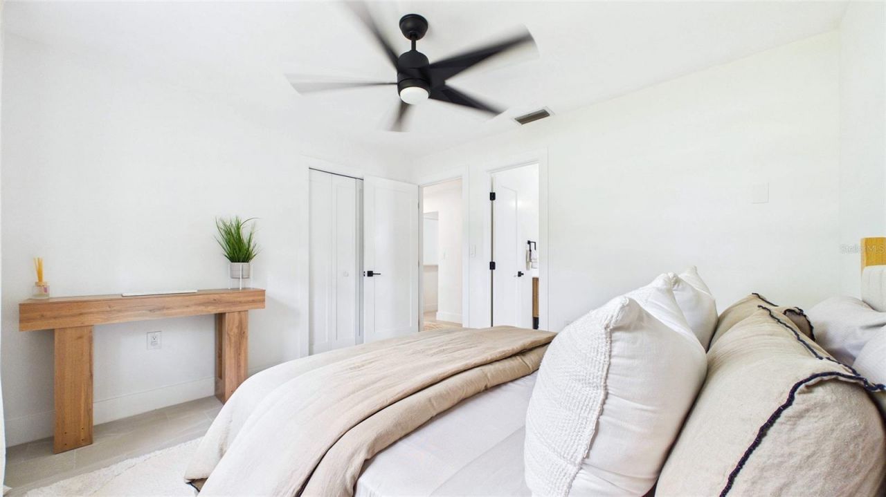 1920 New Hampshire Avenue Ne, Saint Petersburg, FL 33703 Photo