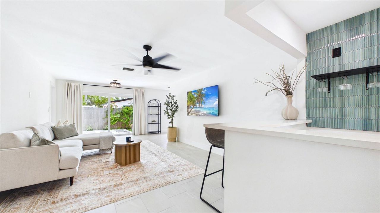 1920 New Hampshire Avenue Ne, Saint Petersburg, FL 33703 Photo