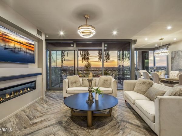 7120 E Kierland Boulevard, Unit 915, Scottsdale, AZ 85254