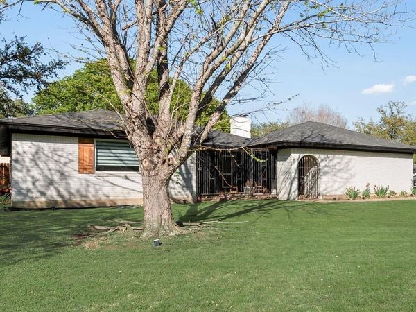 905 Colonial, Cleburne, TX 76033