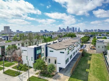 2319 Kirby Street, Unit 102, Dallas, TX 75204