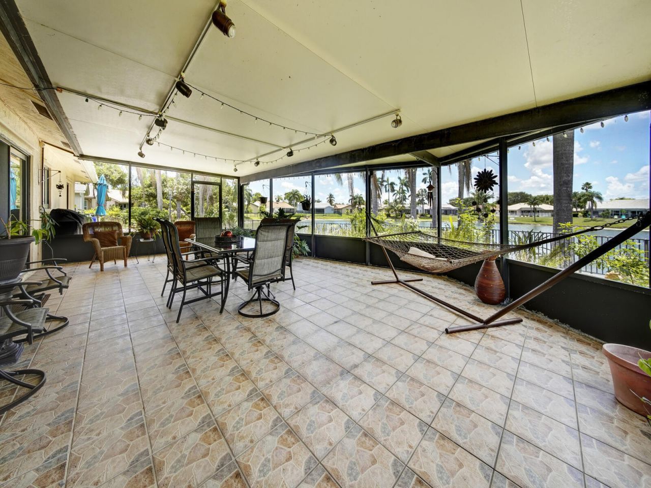 7625 Sunflower Drive, Margate, FL 33063 Photo